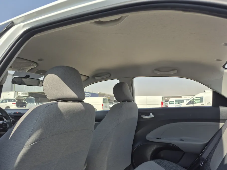 2024 Kia Pegas GL 