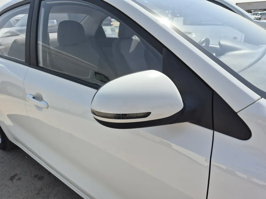 2024 Kia Pegas GL 
