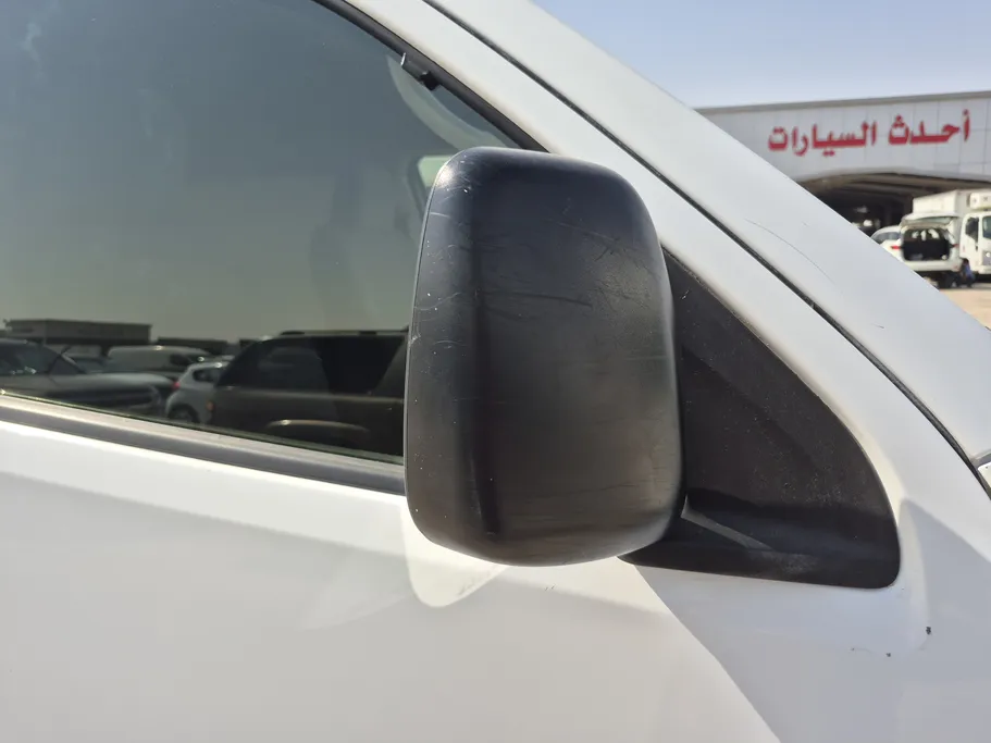 نيسان باص اورفان NV350 2021 