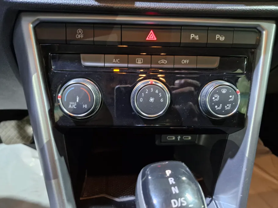 2024 Volkswagen T-Roc R  