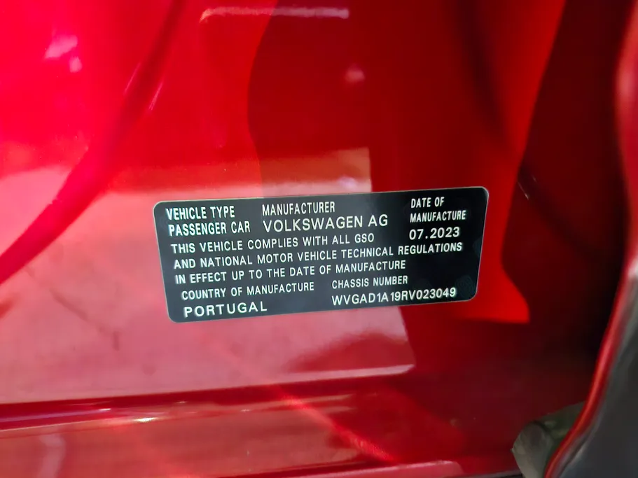 2024 Volkswagen T-Roc R  