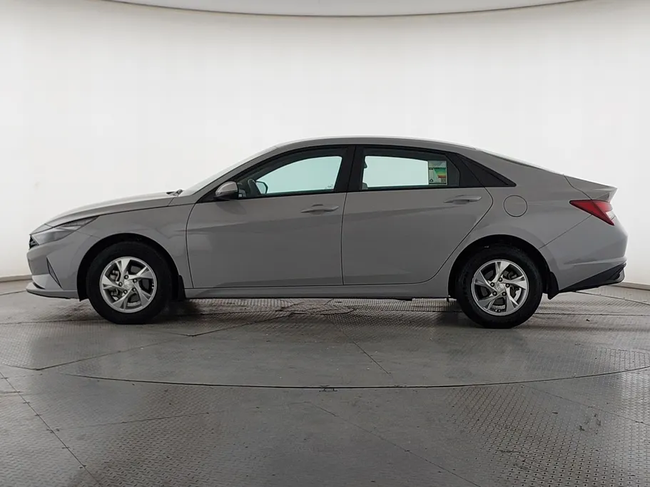 2023 Hyundai Elantra Fleet 