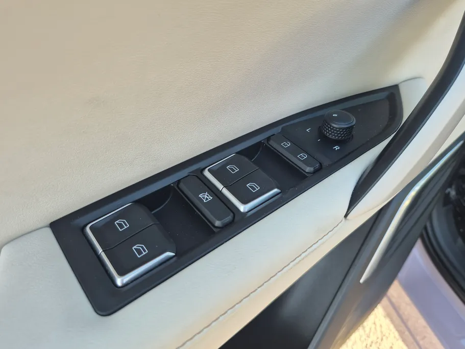 2025 Lynk and Co 6 Hyper Halo 