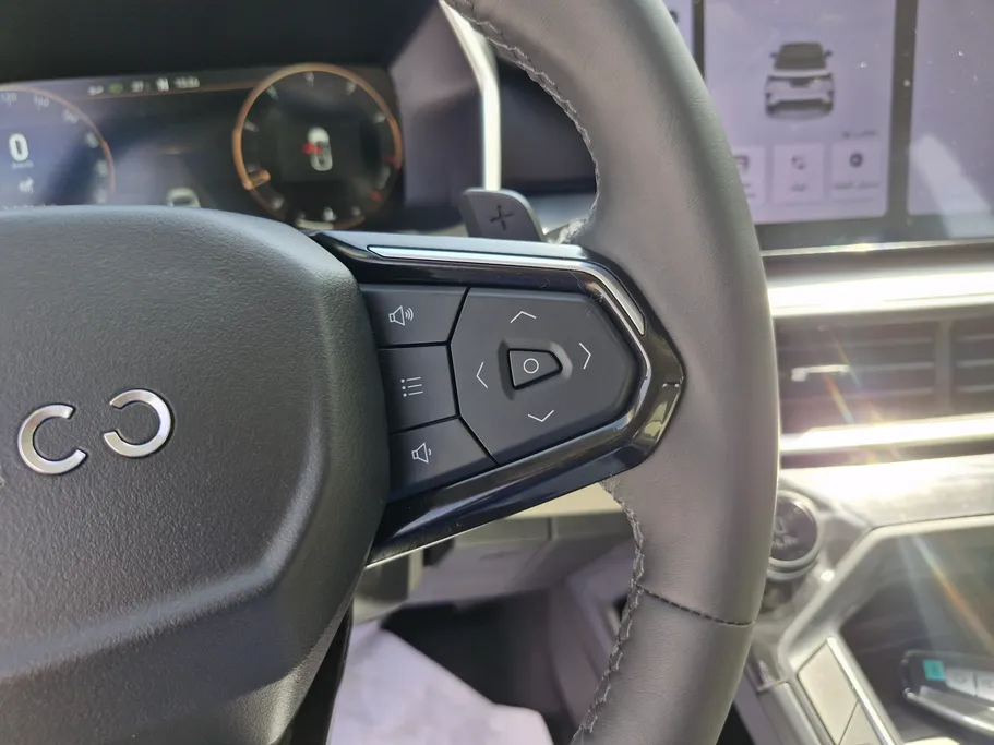2025 Lynk and Co 6 Hyper Halo 
