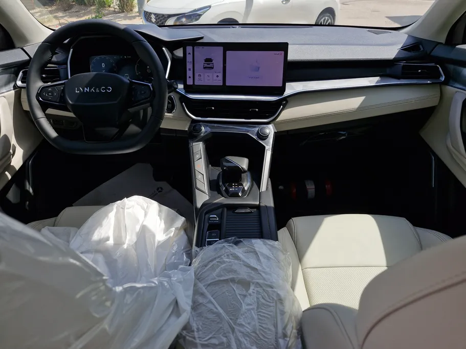 2025 Lynk and Co 6 Hyper Halo 
