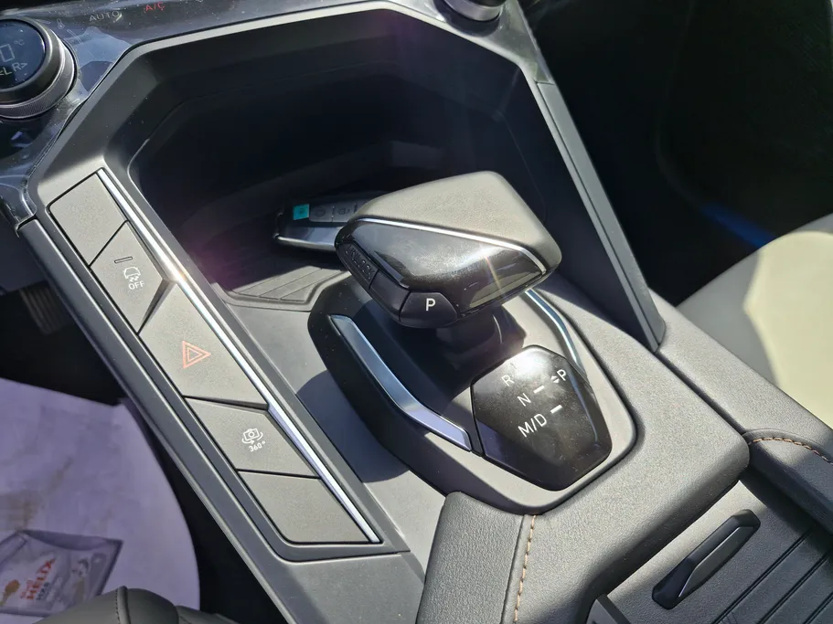 2025 Lynk and Co 6 Hyper Halo 
