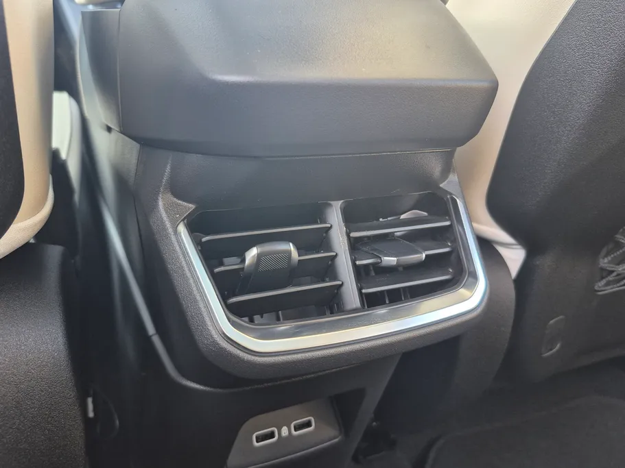 2025 Lynk and Co 6 Hyper Halo 