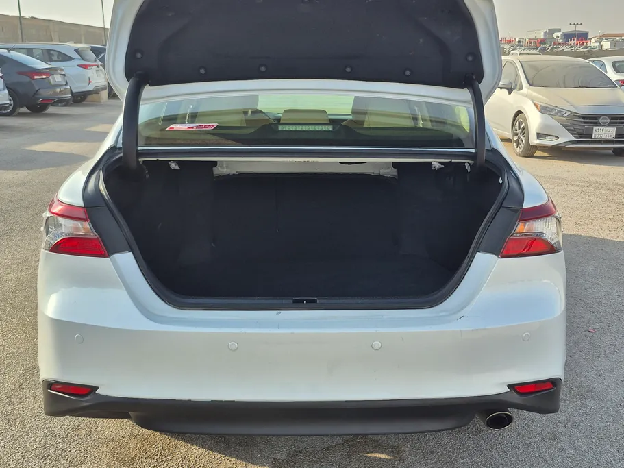 2023 Toyota Camry  LE 