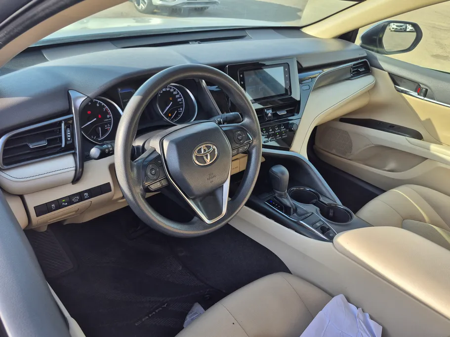 2023 Toyota Camry  LE 