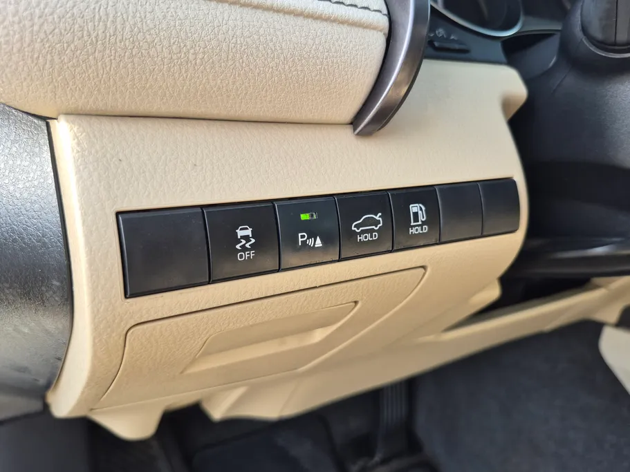 2023 Toyota Camry  LE 