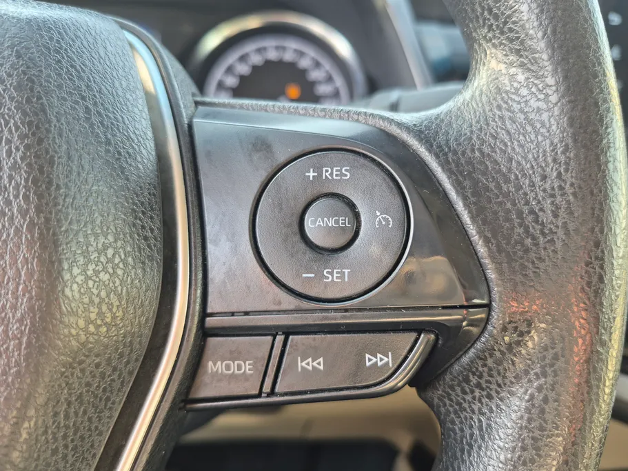 2023 Toyota Camry  LE 