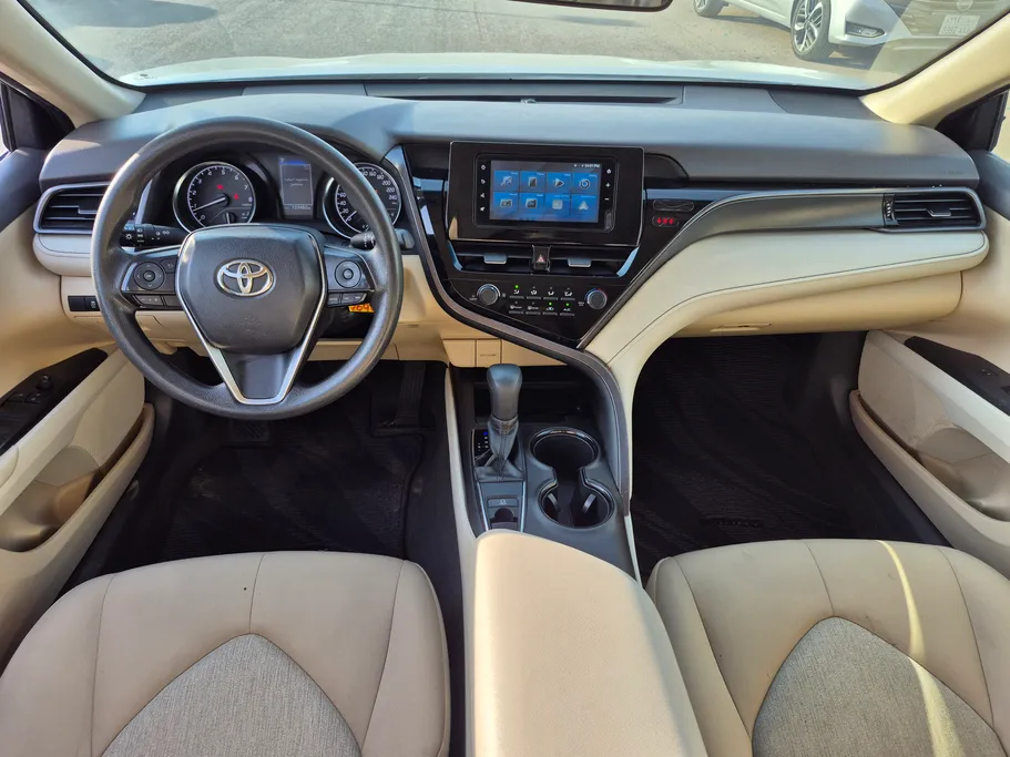 2023 Toyota Camry  LE 