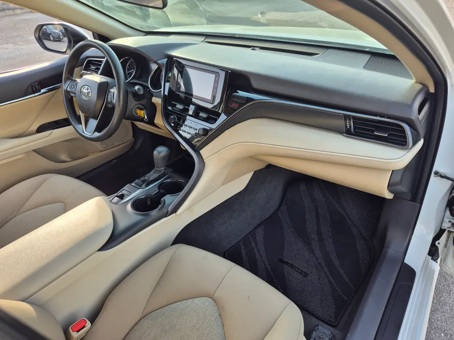 2023 Toyota Camry  LE 
