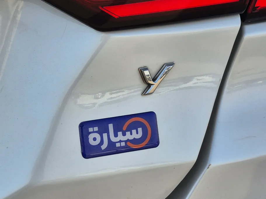 تويوتا يارس Y 2023 