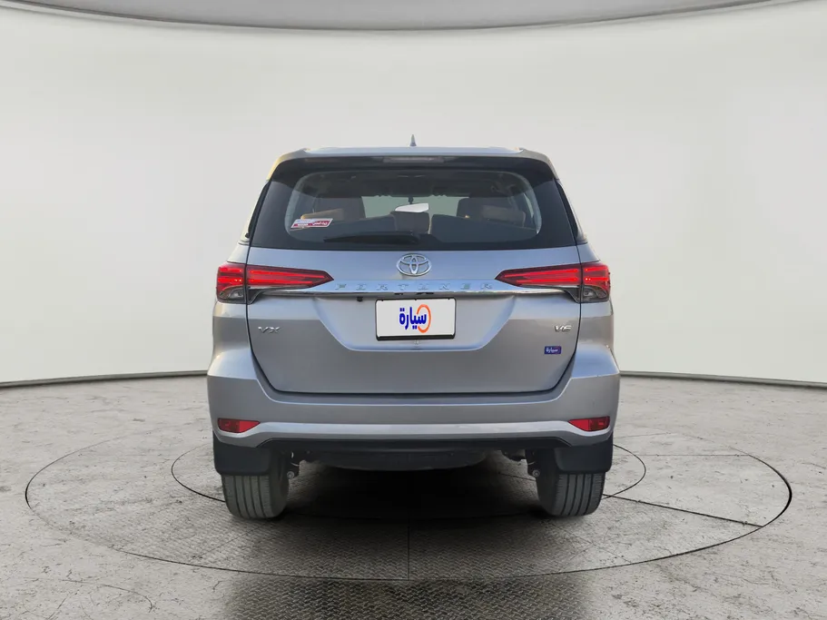 2023 Toyota Fortuner VX 