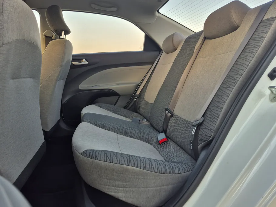2023 Kia Pegas LX 