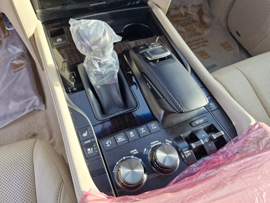 لكزس LX 570 S 2019 