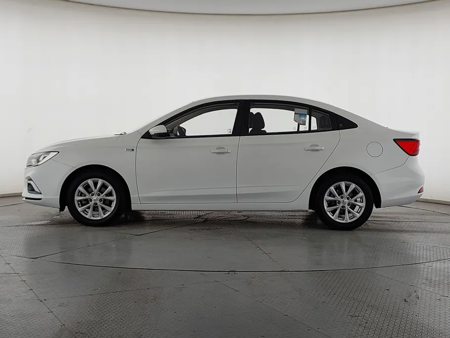 2023 MG 5 STD 