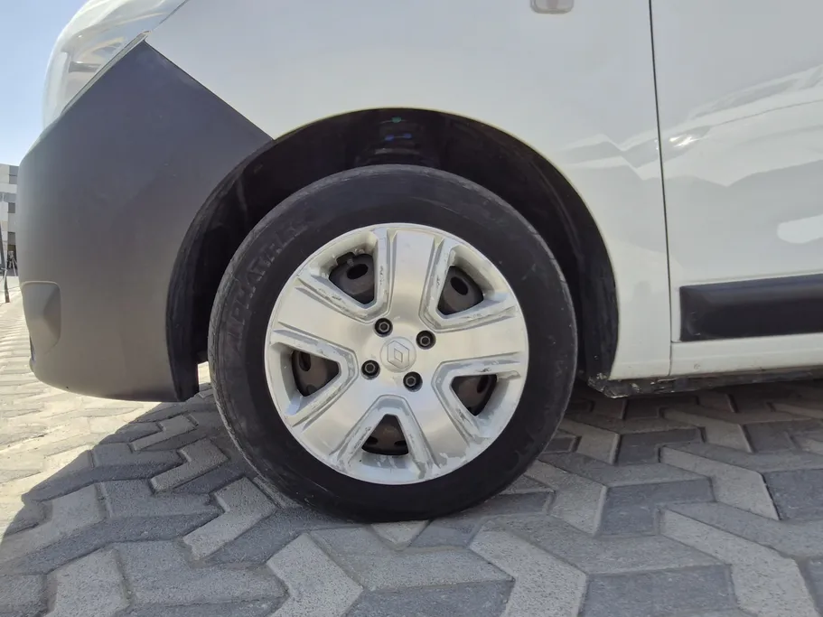 2021 Renault Docker Van بضاعة 