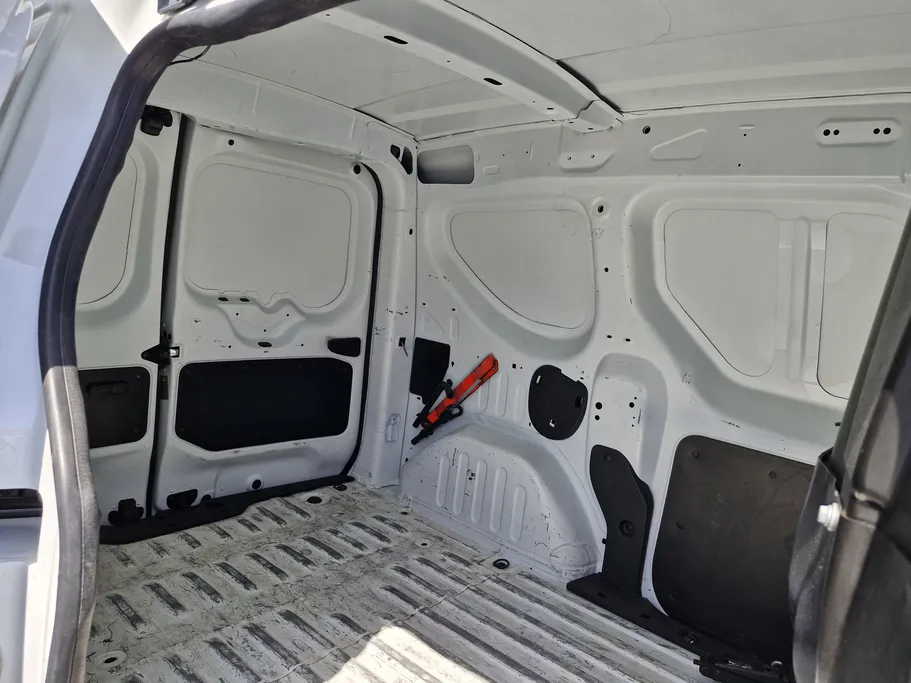2021 Renault Docker Van بضاعة 