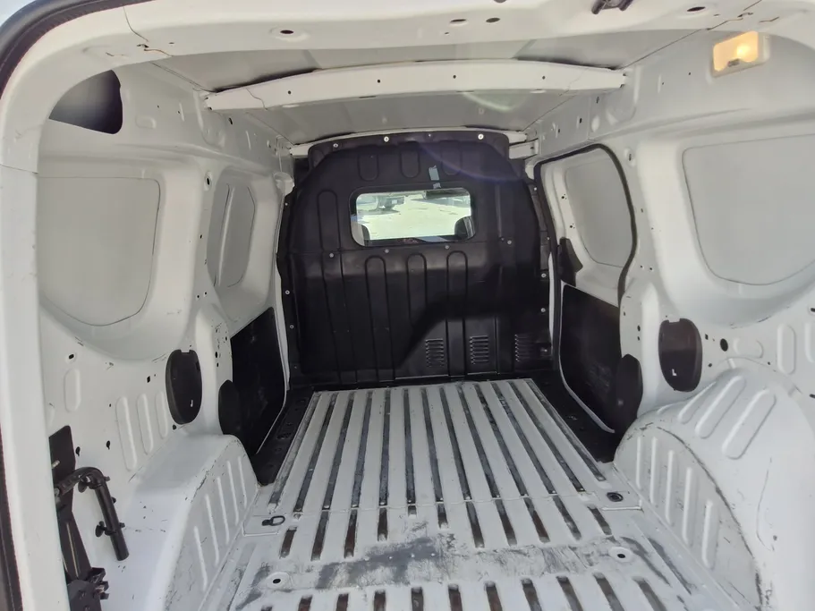 2021 Renault Docker Van بضاعة 