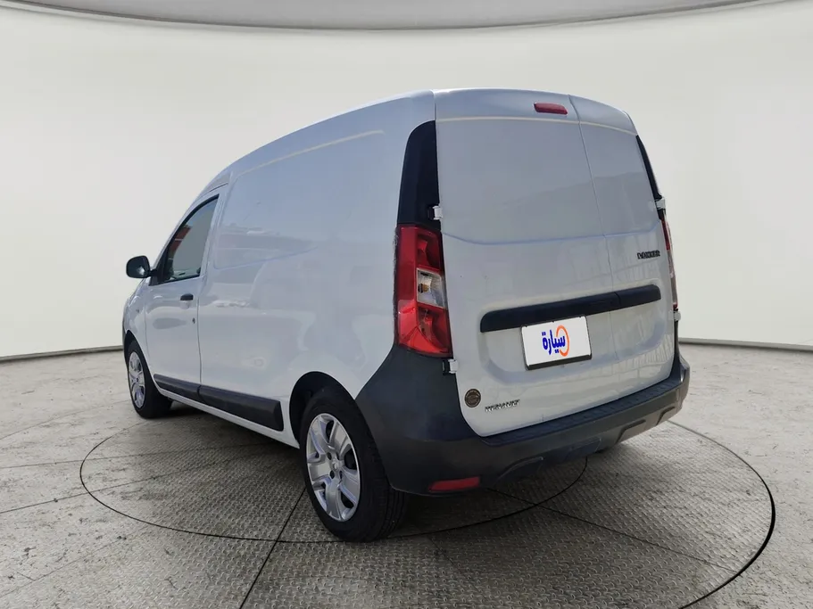 2022 Renault Docker Van بضاعة 