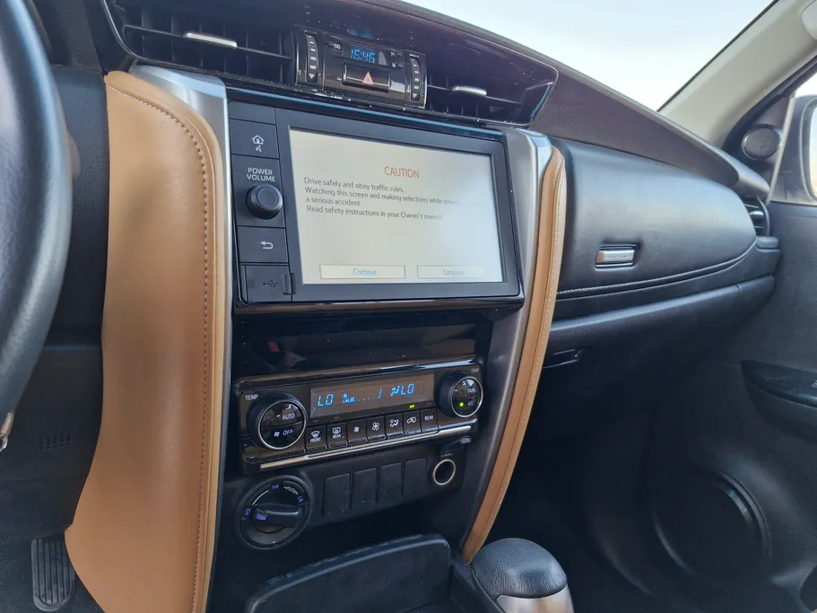 2023 Toyota Fortuner VX 