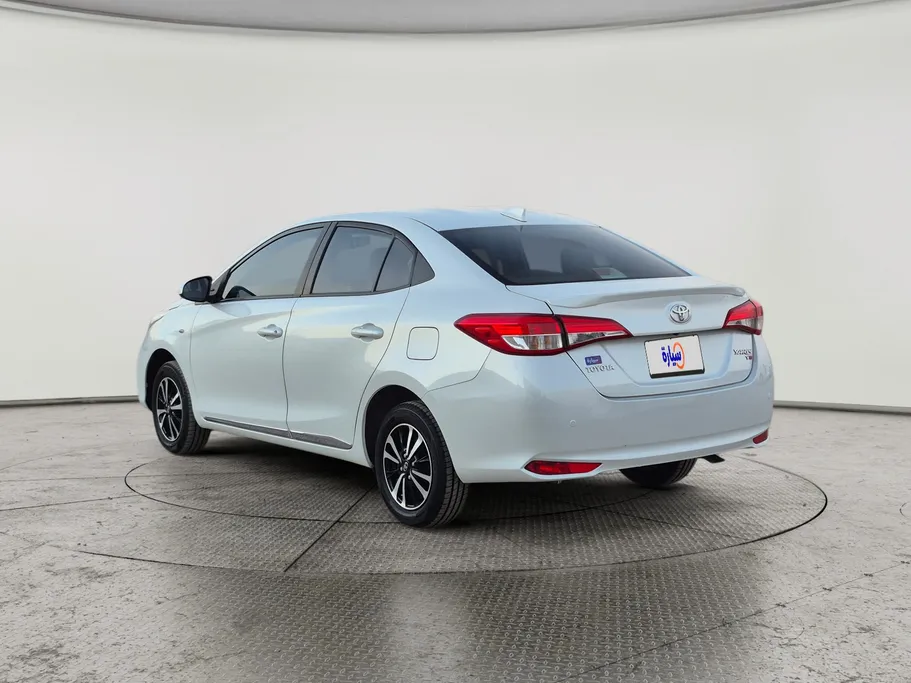 2022 Toyota Yaris  Y Plus 