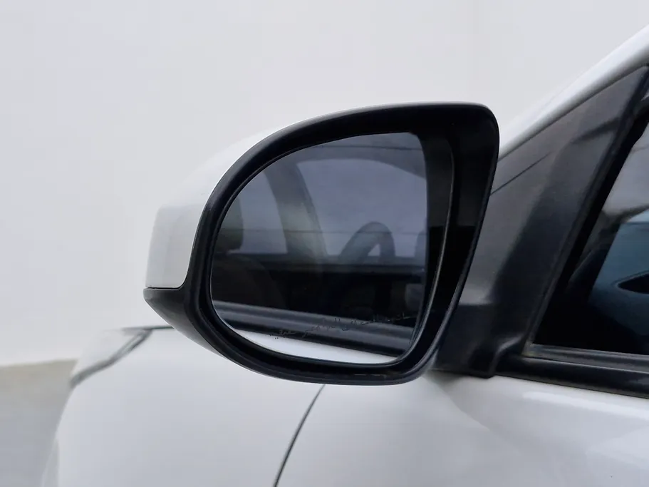2022 Toyota Yaris  Y Plus 