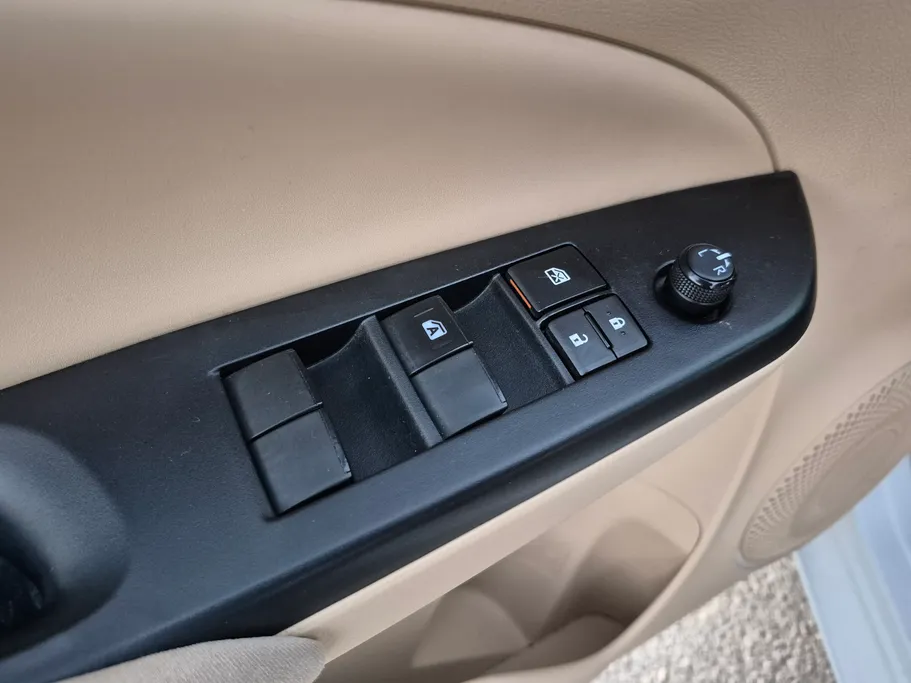 2022 Toyota Yaris  Y Plus 