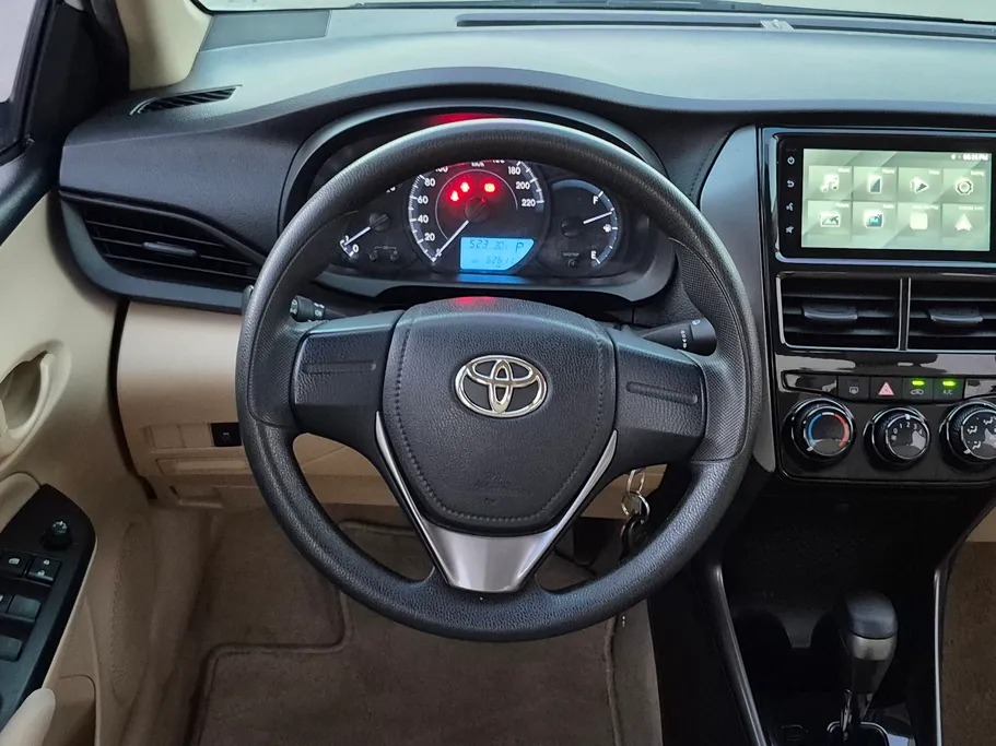 2022 Toyota Yaris  Y Plus 