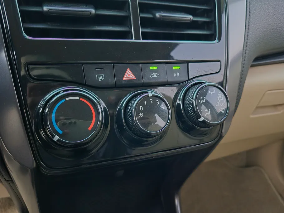 2022 Toyota Yaris  Y Plus 
