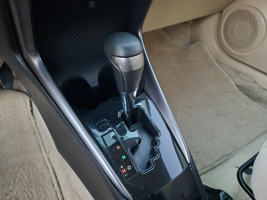 2022 Toyota Yaris  Y Plus 