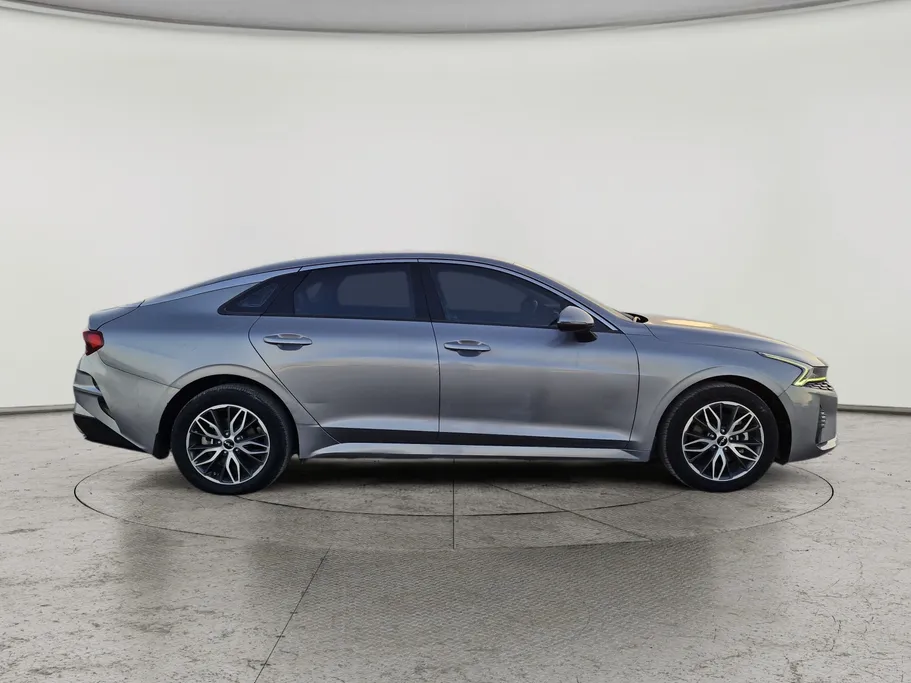 2023 Kia K5 LX