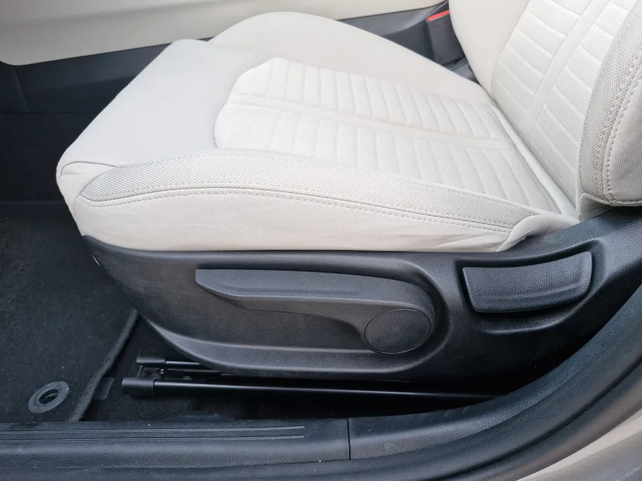 2023 Kia K5 LX 