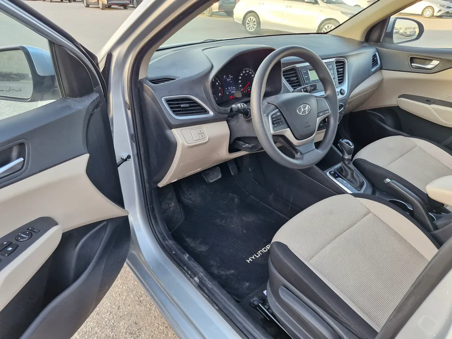 2023 Hyundai Accent Smart 