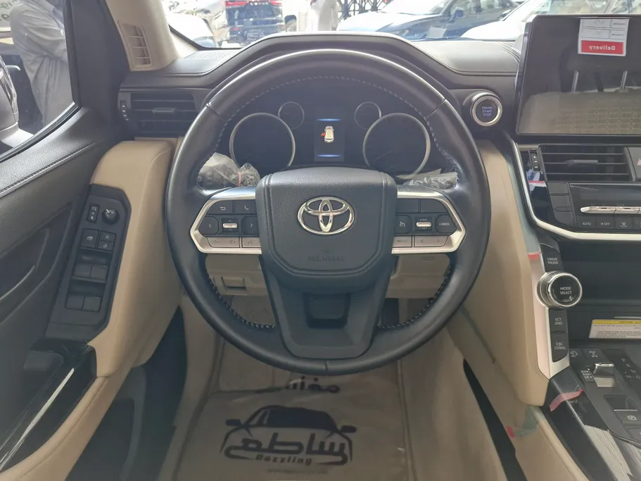 تويوتا لاندكروزر GXR 2023 