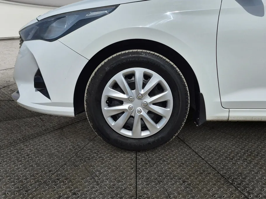 2023 Hyundai Accent Smart