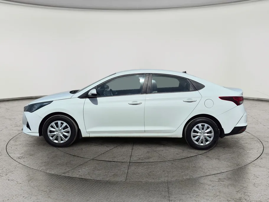 2023 Hyundai Accent Smart