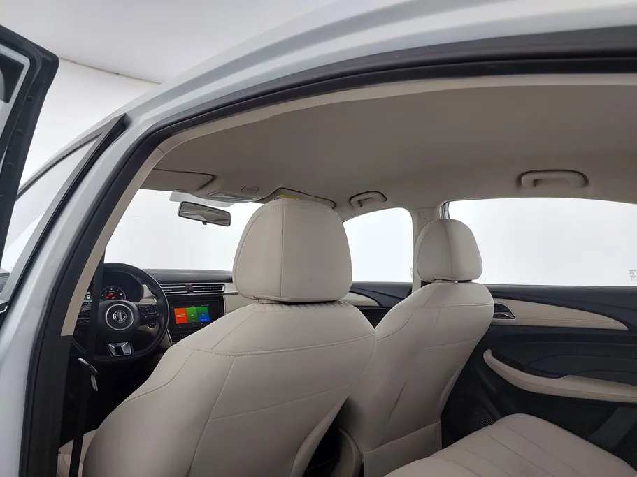 2023 MG 5 COM 