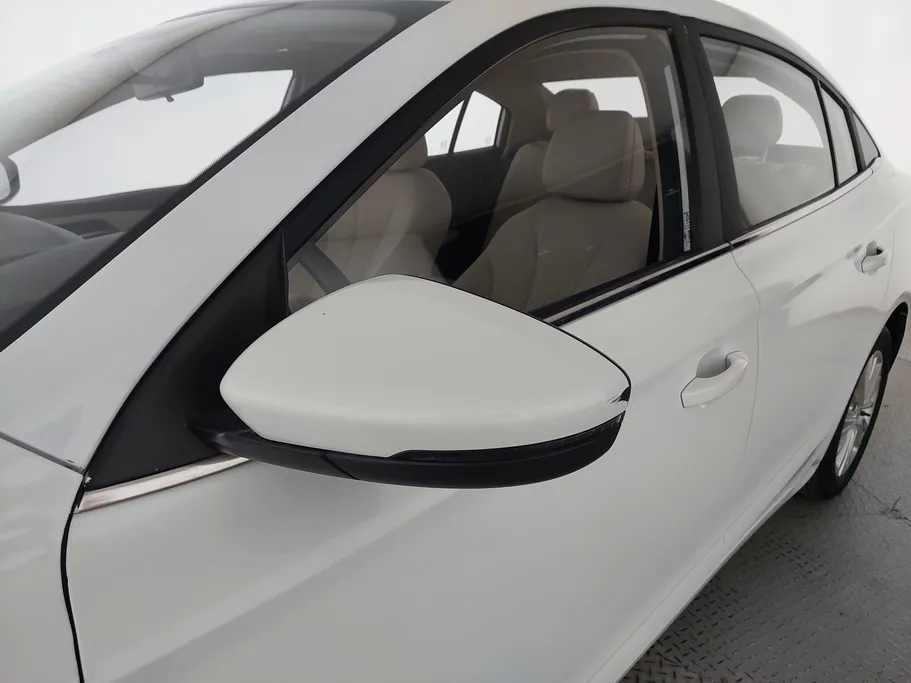 2023 MG 5 COM 