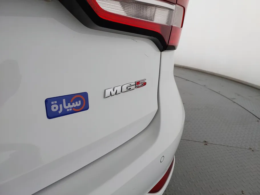 2023 MG 5 COM 