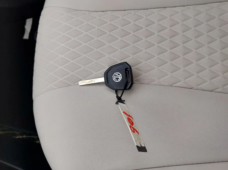 2023 MG 5 STD 