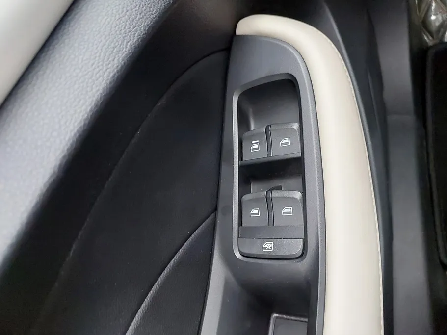 2023 MG 5 STD 