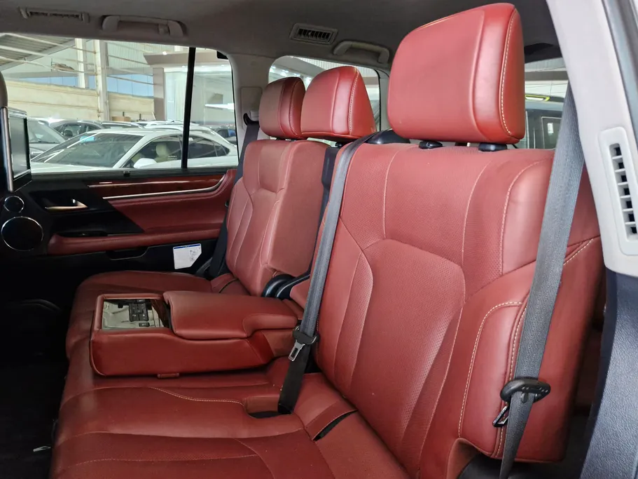 لكزس LX 570 S 2018 