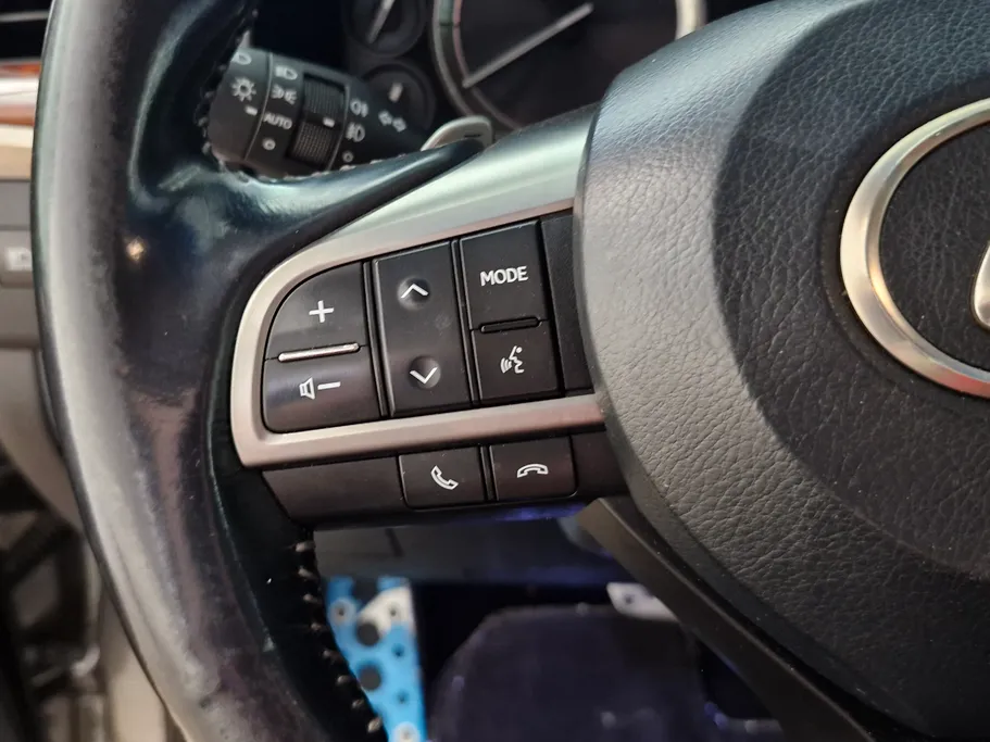 لكزس LX 570 S 2018 