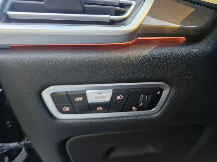 2023 BMW X Series 6 xDrive 40i 