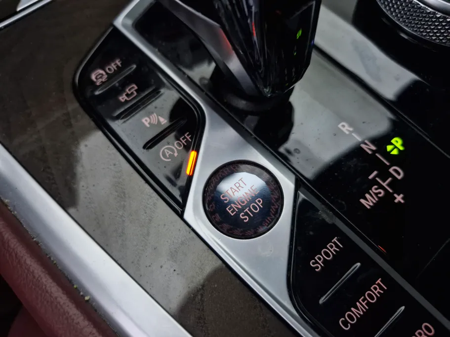 2023 BMW X Series 6 xDrive 40i 