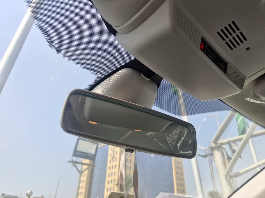 رينو ميجان E 2024 