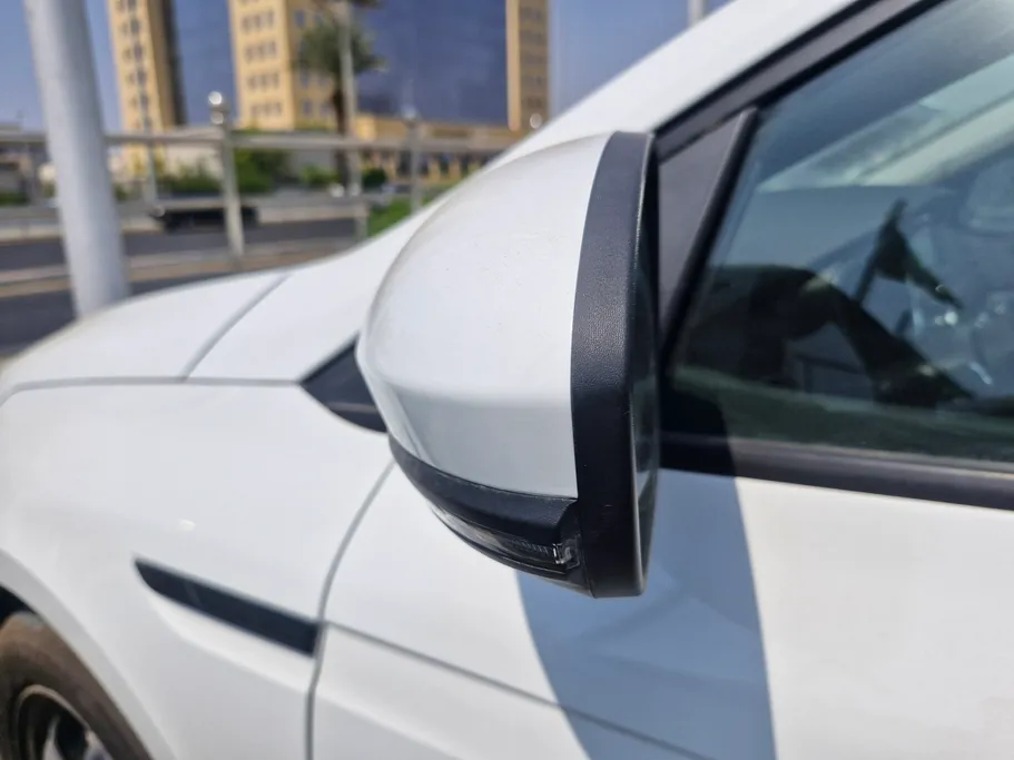 رينو ميجان E 2024 